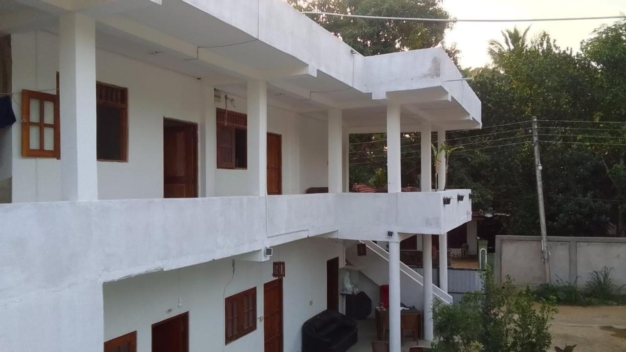 Hotel 4U Udawalawe Zewnętrze zdjęcie